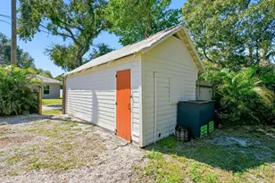 420 40th St N, Saint Petersburg, FL 33713 - Photo 22