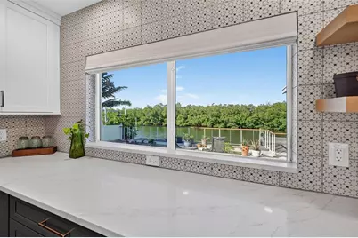 4606 Bay Crest Drive, Tampa, FL 33615 - Photo 12