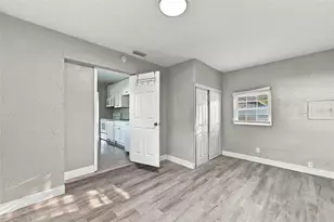 4694 16th Ave S, Saint Petersburg, FL 33711 - Photo 16