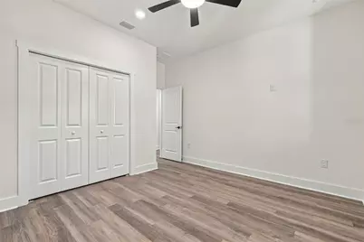 801 E Giddens Avenue, Tampa, FL 33603 - Photo 24