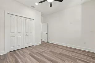 801 E Giddens Ave, Tampa, FL 33603 - Photo 24