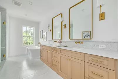 645 11 Avenue N, Saint Petersburg, FL 33701 - Photo 18