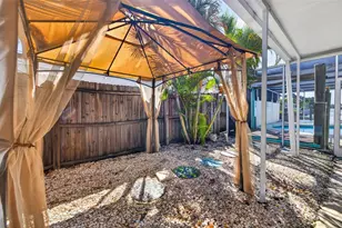 4643 Bay Crest Dr, Tampa, FL 33615 - Photo 40
