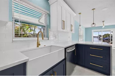 4643 Bay Crest Drive, Tampa, FL 33615 - Photo 20