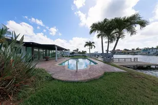 795 119th Ave, Treasure Island, FL 33706 - Photo 38