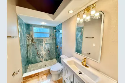 10334 Longwood Drive, Seminole, FL 33777 - Photo 38