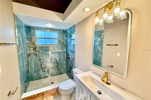 10334 Longwood Dr, Seminole, FL 33777 - Photo 38