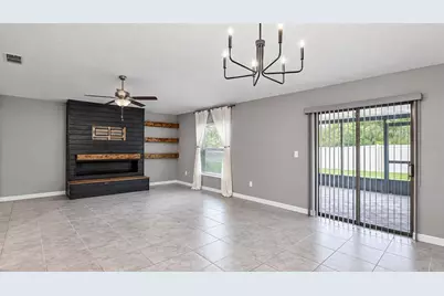 5310 Amaryllis Garden Street, Apollo Beach, FL 33572 - Photo 4