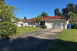 1640 Kay Dr, Largo, FL 33770 - Photo 12
