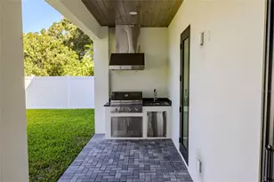 306 N Excelda Ave, Tampa, FL 33609 - Photo 24