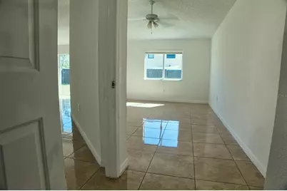 11007 Whitecap Drive, Riverview, FL 33579 - Photo 16