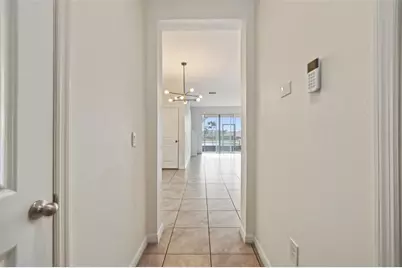 136 Mangrove Shade Circle, Apollo Beach, FL 33572 - Photo 4