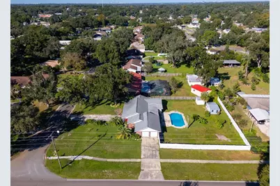 334 Hollowtree Drive, Seffner, FL 33584 - Photo 18