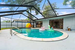 1323 Pine Ave NW, Largo, FL 33770 - Photo 30