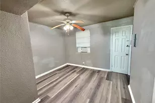 2025 7th St S, Saint Petersburg, FL 33705 - Photo 4