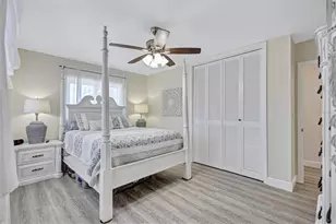 563 Lewis Blvd SE, Saint Petersburg, FL 33705 - Photo 20