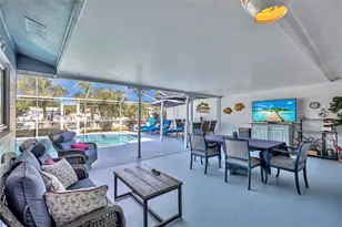 563 Lewis Blvd SE, Saint Petersburg, FL 33705 - Photo 24