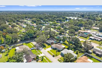 1595 Peaceful Lane N, Largo, FL 33756 - Photo 56