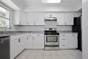 3517 Sherwood Dr, Largo, FL 33771 - Photo 6