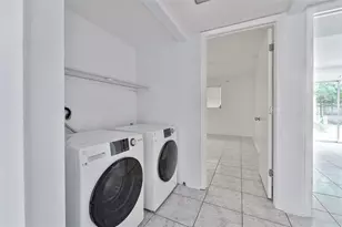 3517 Sherwood Dr, Largo, FL 33771 - Photo 8