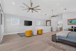 532 Johns Pass Ave, Madeira Beach, FL 33708 - Photo 38