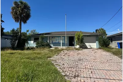 4990 Venetian Boulevard NE, Saint Petersburg, FL 33703 - Photo 1