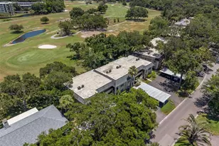 73 Country Club Dr, Largo, FL 33771 - Photo 20