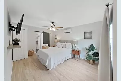 1215 E Curtis Street, Tampa, FL 33603 - Photo 26
