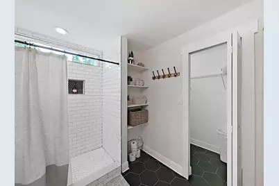 1215 E Curtis Street, Tampa, FL 33603 - Photo 28