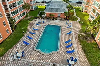 1900 68th Street N #210, Saint Petersburg, FL 33710 - Photo 2
