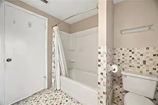 8731 Woodcrest Dr, Port Richey, FL 34668 - Photo 20