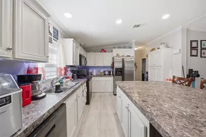 11307 Sumner Road, Wimauma, FL 33598 - Photo 8