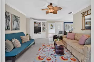 2601 56th St S, Gulfport, FL 33707 - Photo 8