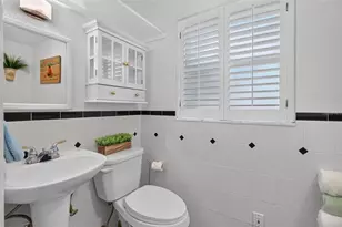 2601 56th St S, Gulfport, FL 33707 - Photo 20