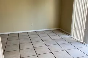 7607 El Paseo Ct, Tampa, FL 33615 - Photo 8