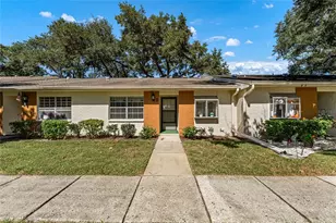 2297 E Lark Circle E, Palm Harbor, FL 34684 - Photo 2