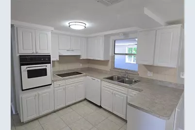 4800 Fleetwood Street, New Port Richey, FL 34653 - Photo 8