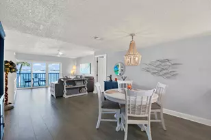 7540 Sunshine Skyway Ln S, Saint Petersburg, FL 33711 - Photo 10