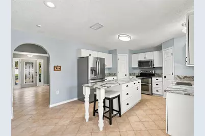 12739 Kings Lake Drive, Gibsonton, FL 33534 - Photo 10