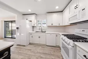 6188 80th St N, Saint Petersburg, FL 33709 - Photo 10