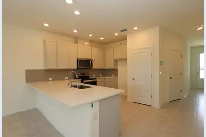 6426 Jensen View Avenue, Apollo Beach, FL 33572 - Photo 8