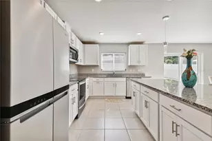 3810 Reflection Dock Dr, Seffner, FL 33584 - Photo 6