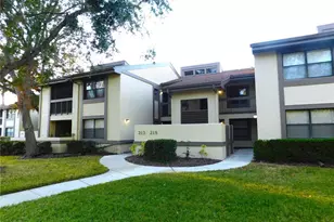 218 Woodlake Wynde, Oldsmar, FL 34677 - Photo 4