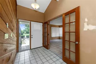7448 17th Ln NE, Saint Petersburg, FL 33702 - Photo 6