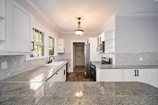 708 E Crenshaw St, Tampa, FL 33604 - Photo 12