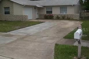 9397 93rd St, Seminole, FL 33777 - Photo 6
