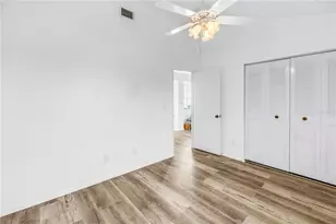 159 Sun Isle Cir, Treasure Island, FL 33706 - Photo 30