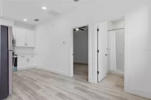 926 11th Ave S, Saint Petersburg, FL 33705 - Photo 32