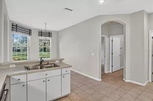 19122 Doves Landing Dr, Tampa, FL 33647 - Photo 18
