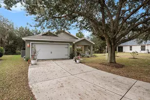 10425 S Drew Bryant Cir, Floral City, FL 34436 - Photo 2